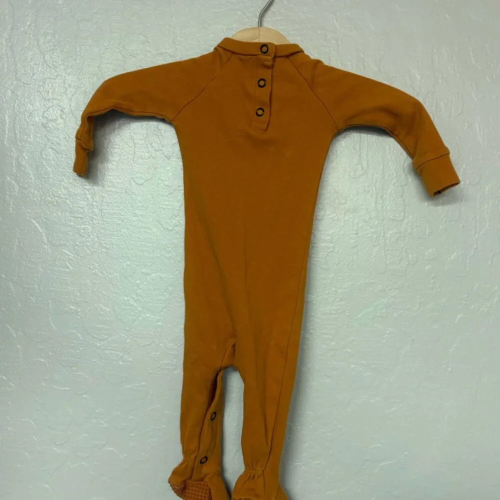 $17 ADD ON L'oved Baby footie carrot graphic Little Sleepies Caden‎ Lane